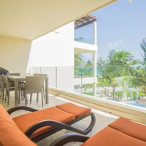 The Elements Oceanfront & Beachside Апарт-отель